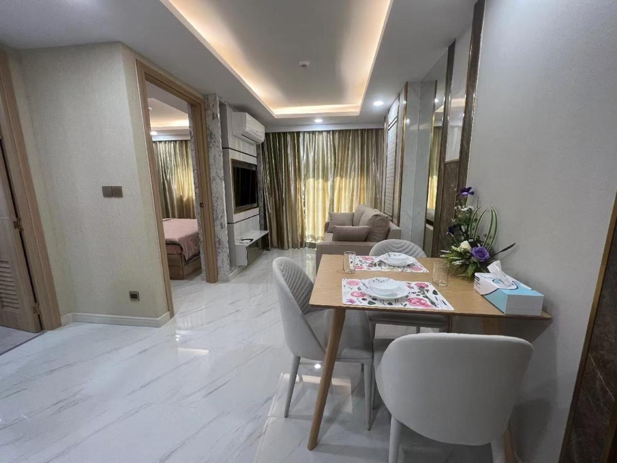 Romantic Beach Apartment芭堤雅水系高档酒店式公寓可做饭 Jomtien Exterior foto